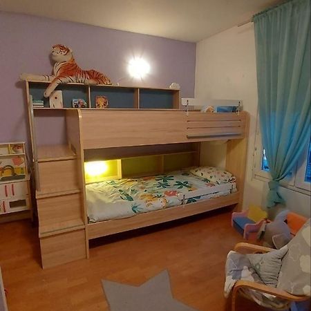 Appartement Familial Pour 6 Adultes Et 5 Enfants A 10 Min De Disney Bailly-Romainvilliers Exterior foto